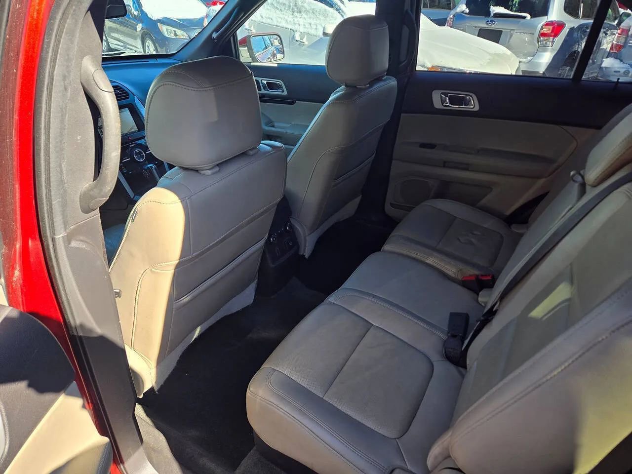 Used 2014 Ford Explorer Limited w/ Equipment Group 301A AWD/4WD image 25