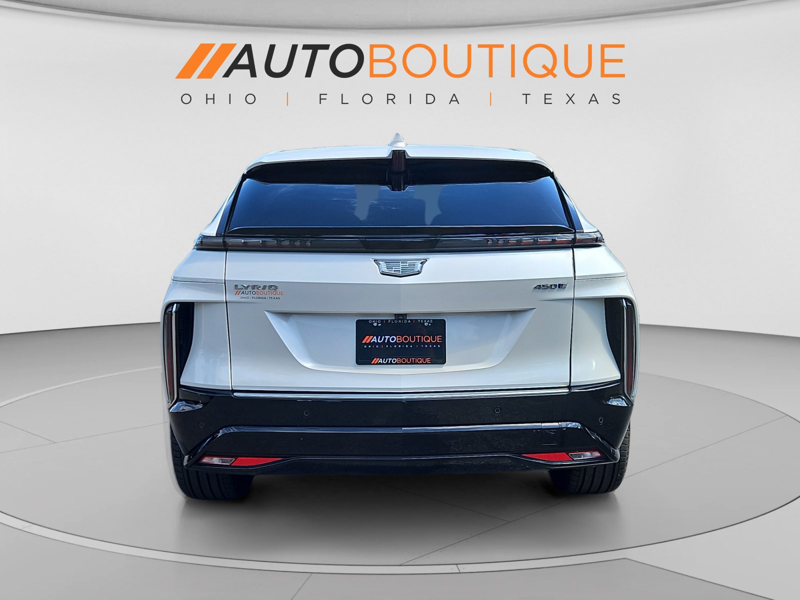 Used 2024 Cadillac Lyriq Luxury RWD image 4