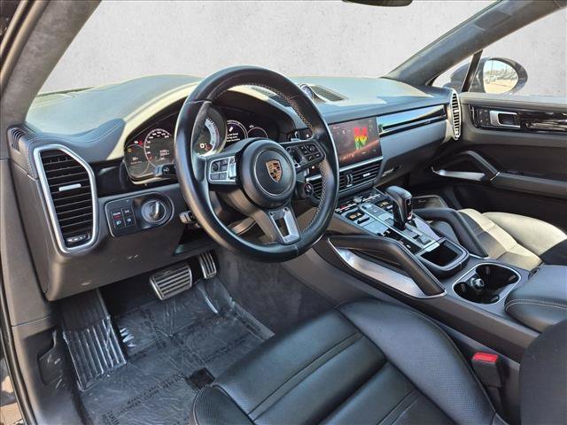 Used 2022 Porsche Cayenne Turbo AWD/4WD image 10