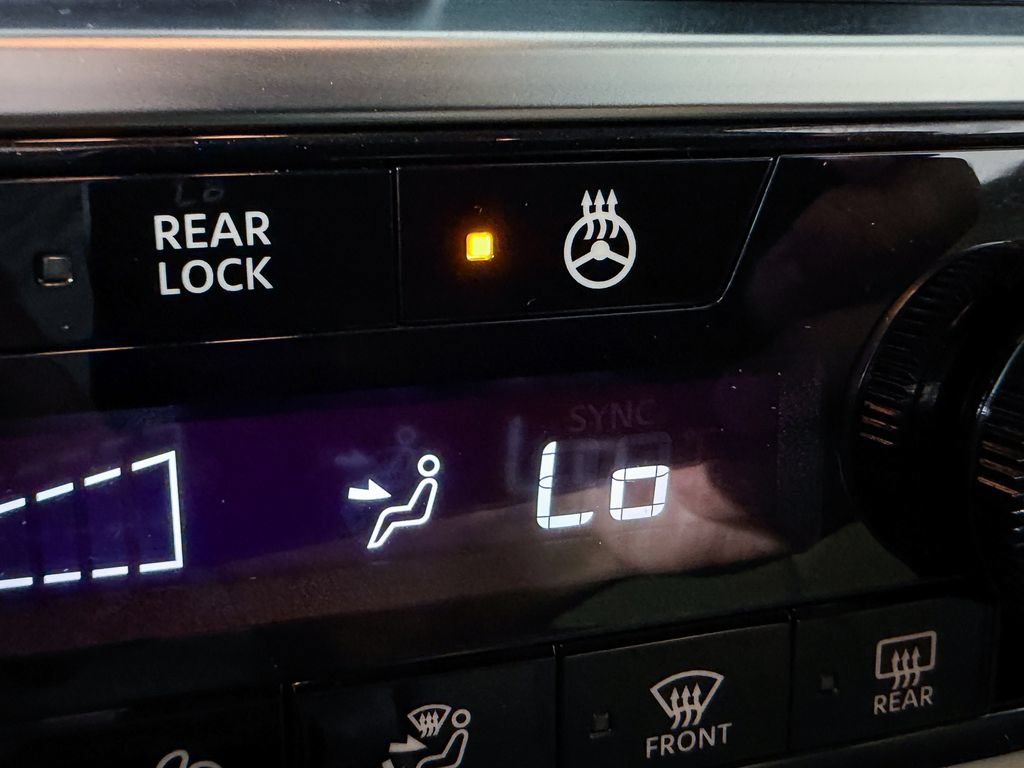 Certified 2024 Nissan Pathfinder SL AWD/4WD image 22