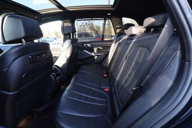 Used 2020 BMW X5 M50i w/ Dynamic Handling Package image 38