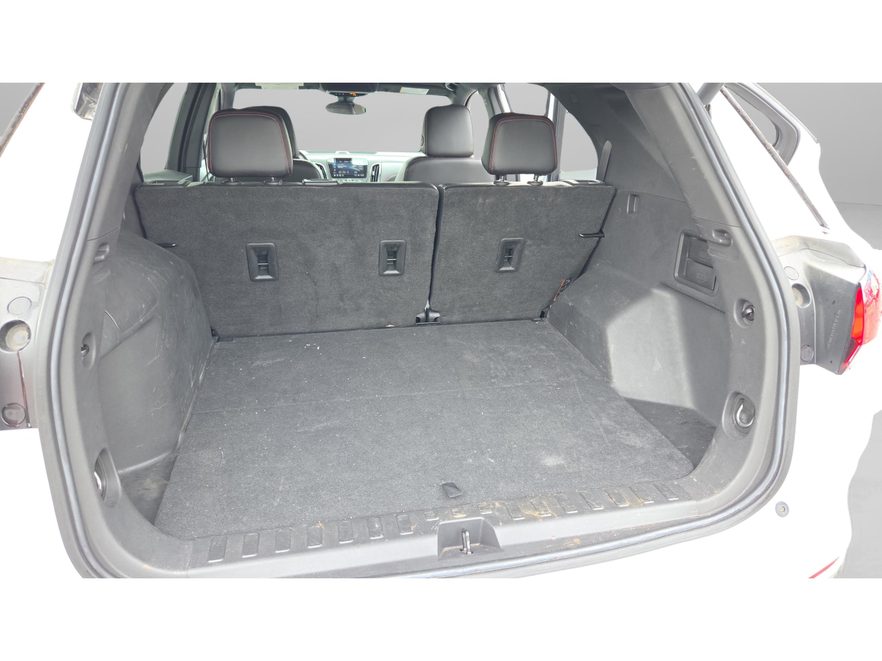 Used 2022 Chevrolet Equinox RS w/ RS Leather Package image 14