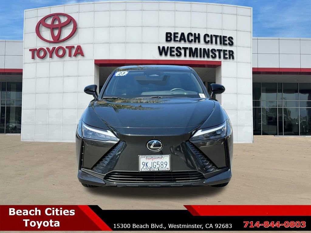 Used 2023 Lexus RZ 450e Premium w/ Technology Package image 4