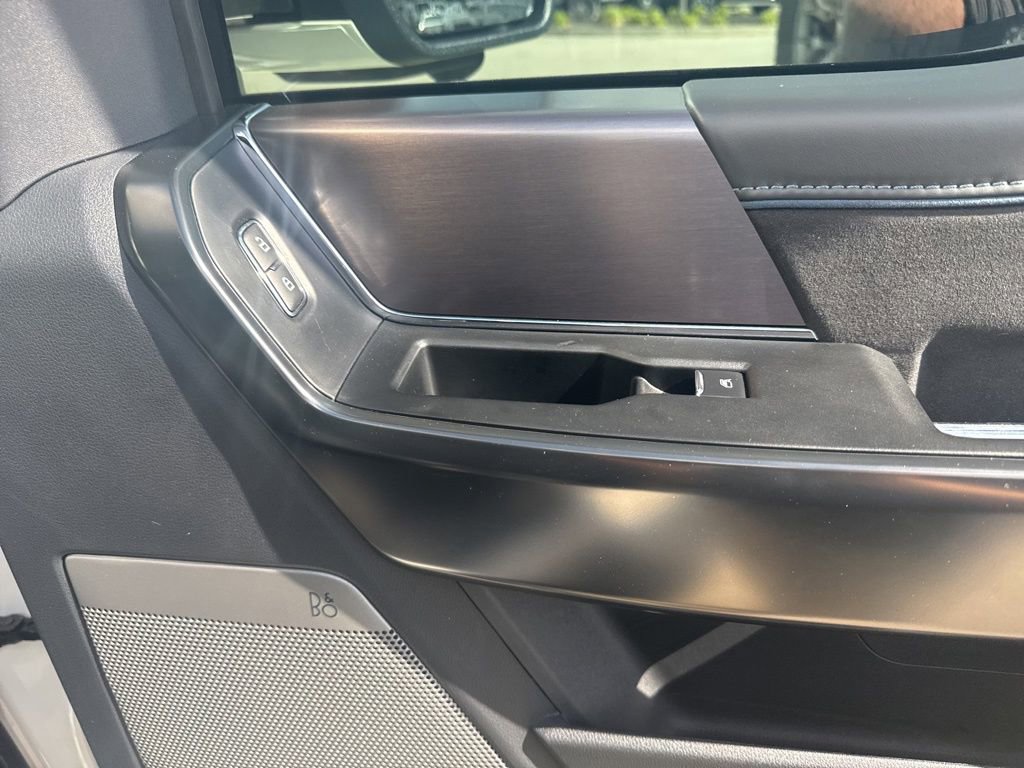 Used 2024 Ford F150 Platinum w/ FX4 Off-Road Package image 40