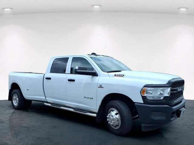 Used 2022 RAM 3500 Tradesman RWD image 5