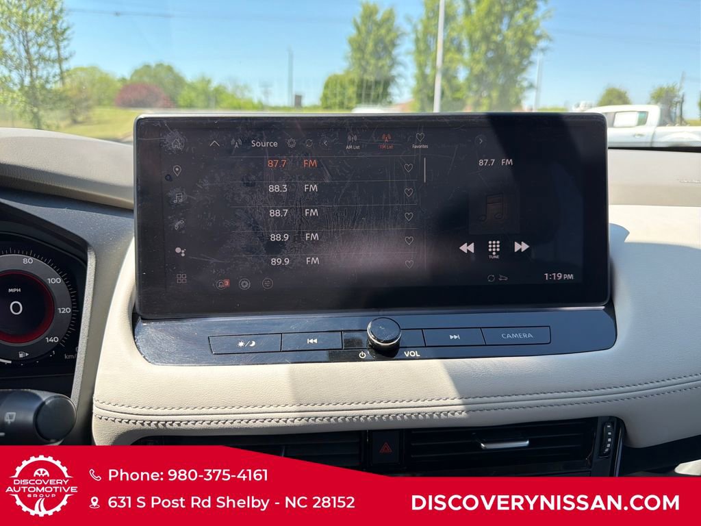 Certified 2024 Nissan Rogue SL w/ SL Premium Package FWD image 17