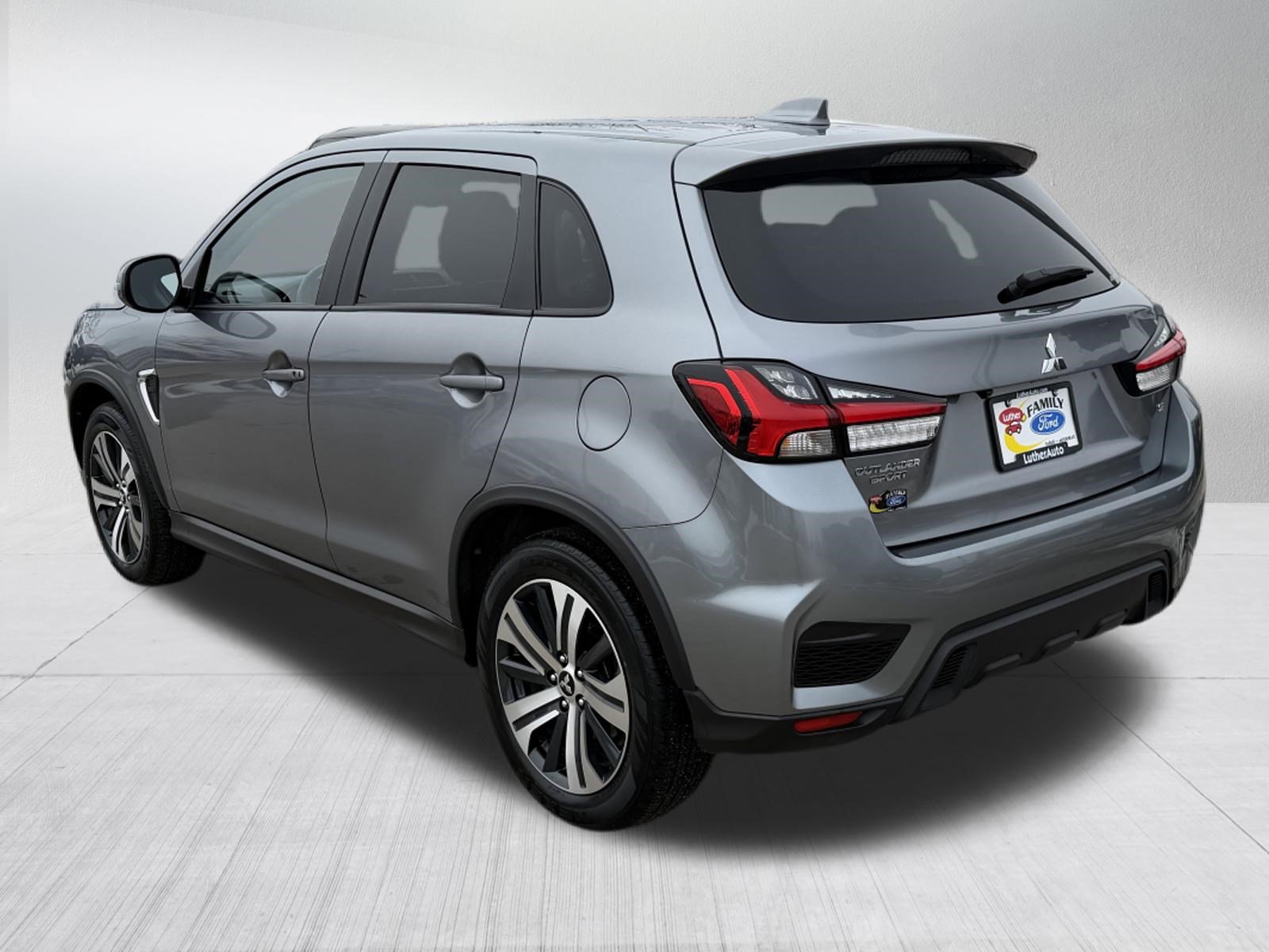 Used 2024 Mitsubishi Outlander Sport SE image 5