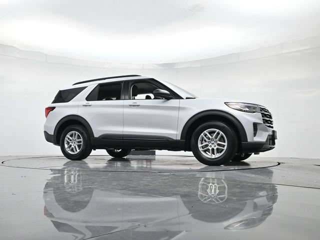 Used 2026 Ford Explorer Active RWD image 34