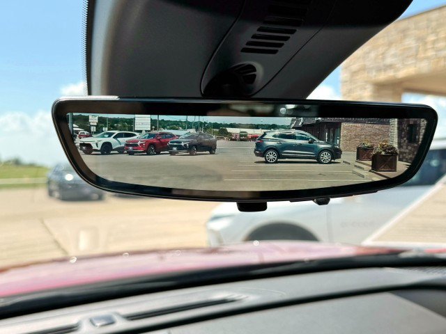 Certified 2024 Chevrolet Traverse RS FWD image 25