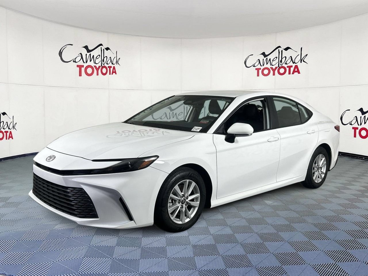 Used 2026 Toyota Camry LE FWD image 2