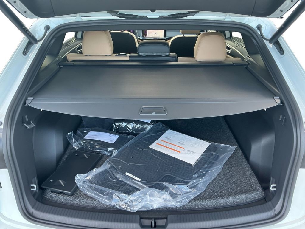 New 2026 Volkswagen Atlas Cross Sport SEL R-Line image 23