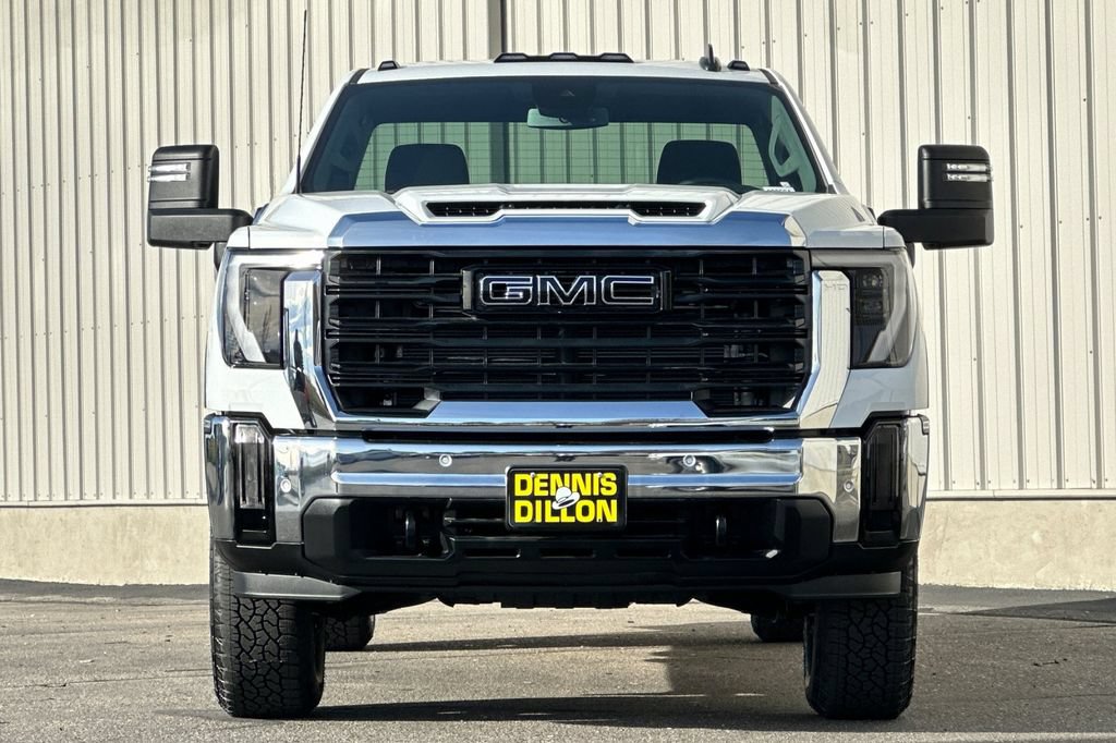 New 2025 GMC Sierra 2500 Pro w/ 1SA Pro Safety Plus Package AWD/4WD image 8