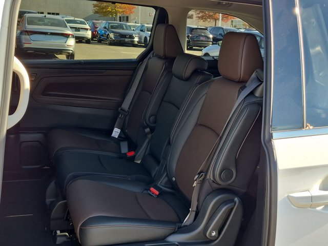New 2027 Honda Odyssey Elite image 16