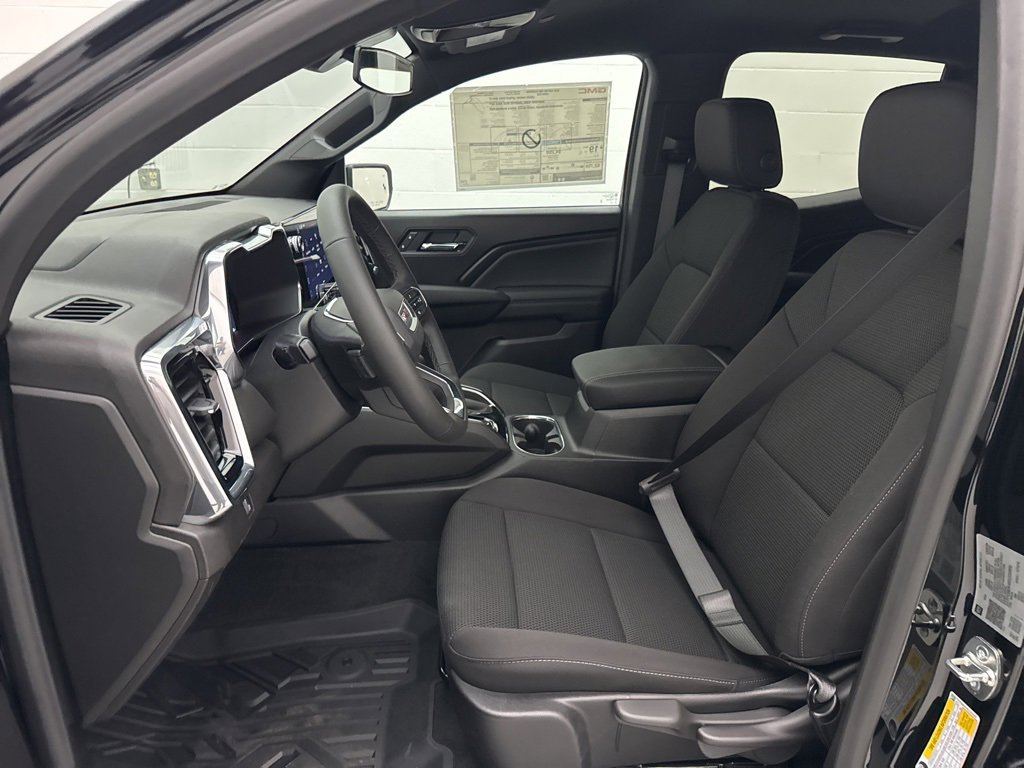 New 2025 GMC Canyon Elevation w/ Technology Package image 16