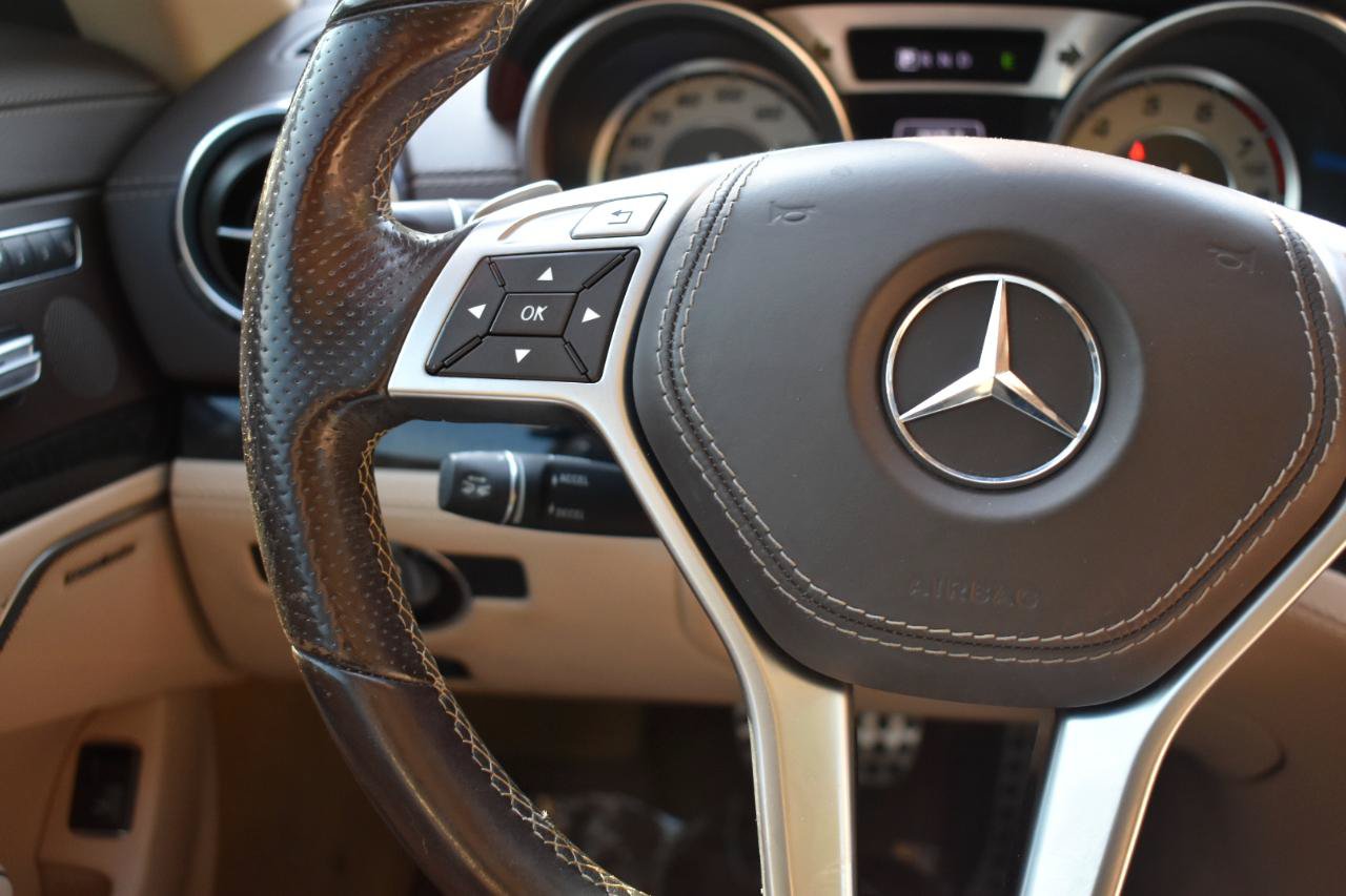 Used 2016 Mercedes-Benz SL 550 image 30