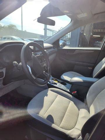 Certified 2025 Ford Escape Active AWD/4WD image 6