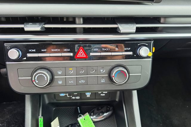 New 2026 Hyundai Santa Cruz SE AWD/4WD image 14