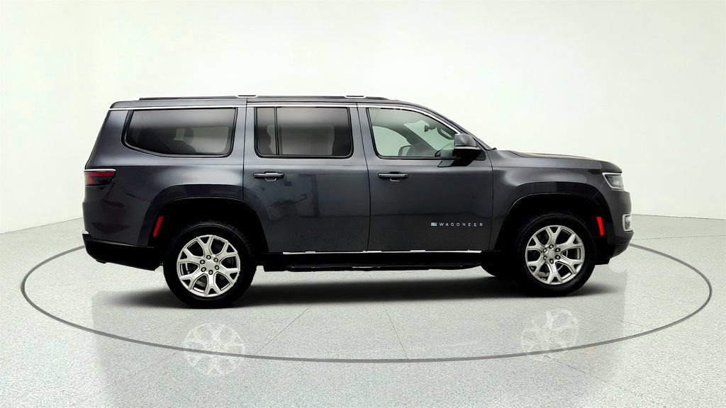 Used 2022 Jeep Wagoneer Series I w/ Premium Group I AWD/4WD image 4