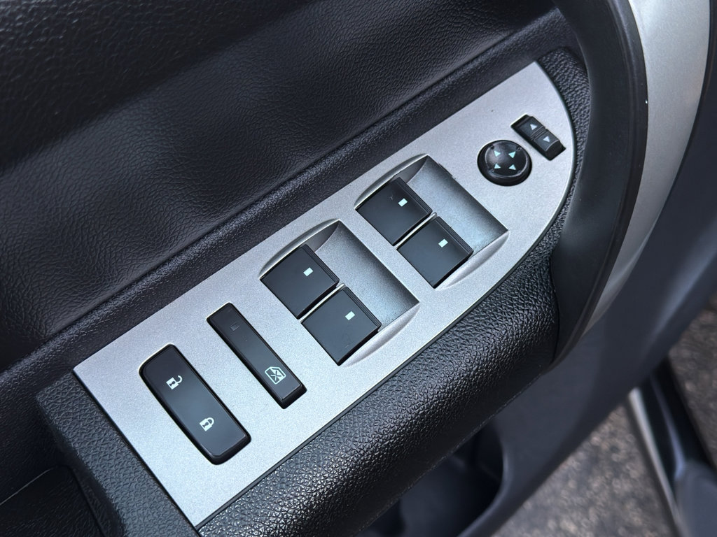 Used 2009 Chevrolet Silverado 1500 LT w/ Power Pack Plus image 13