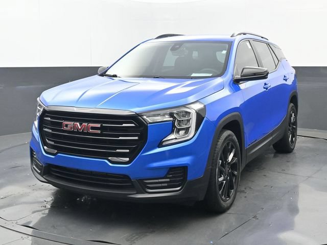 Used 2024 GMC Terrain SLE w/ Driver Convenience Package FWD image 24