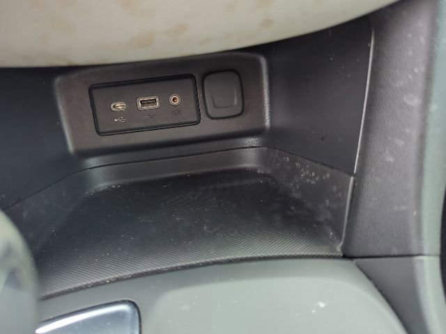 Used 2022 Chevrolet Equinox LS w/ LS Convenience Package FWD image 18