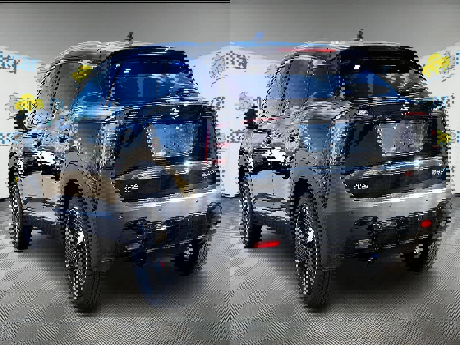 New 2026 Nissan Kicks SR w/ SR Premium Package image 5