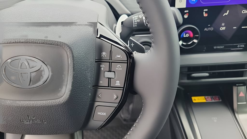 Certified 2026 Toyota C-HR AWD/4WD image 21