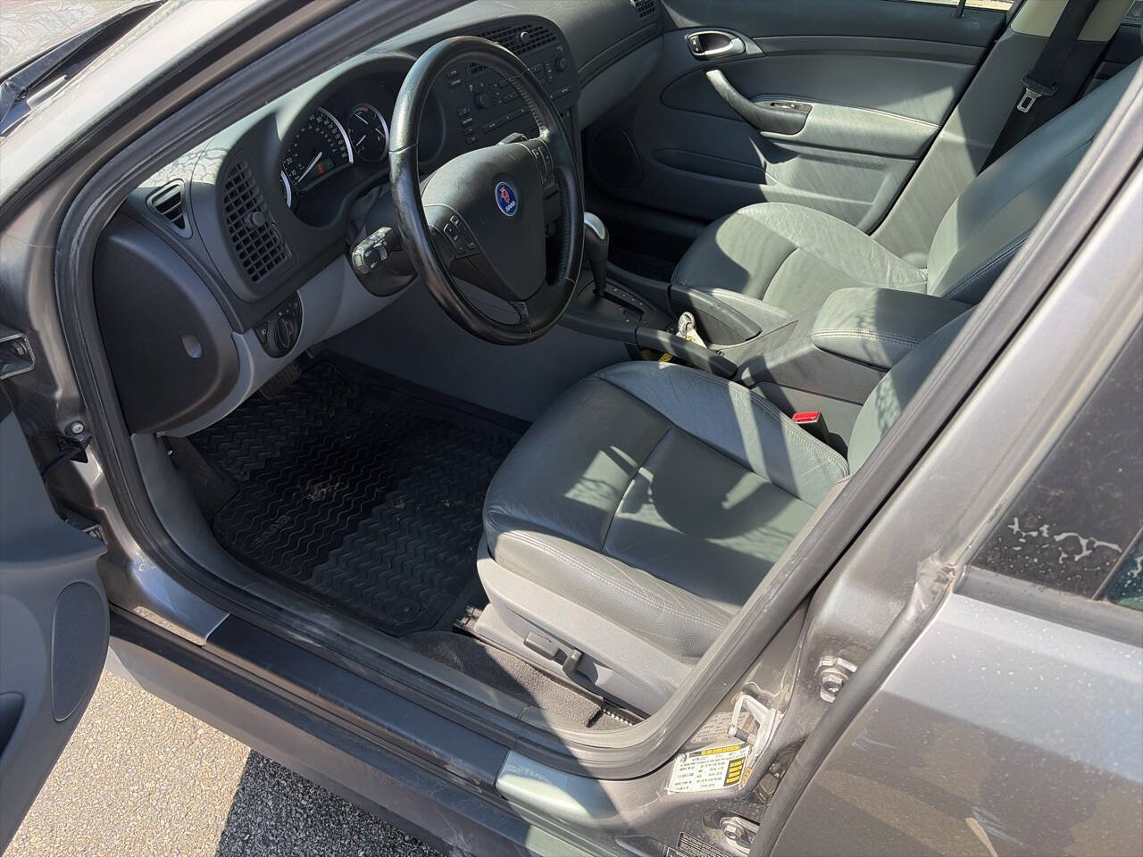 Used 2005 Saab 9-3 Linear FWD image 6