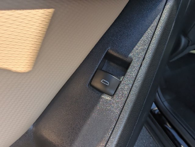 New 2026 Chevrolet Equinox ACTIV w/ Convenience Package III FWD image 16