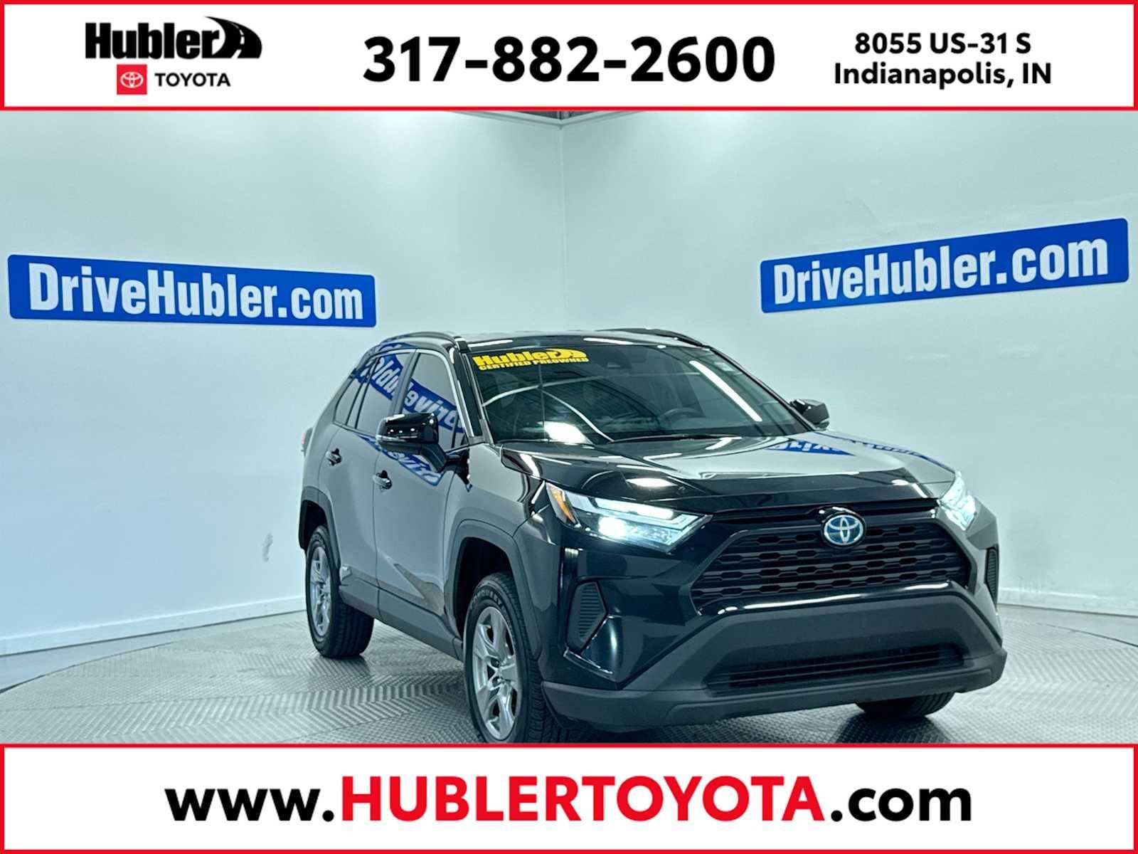 Used 2024 Toyota RAV4 XLE AWD/4WD image 1