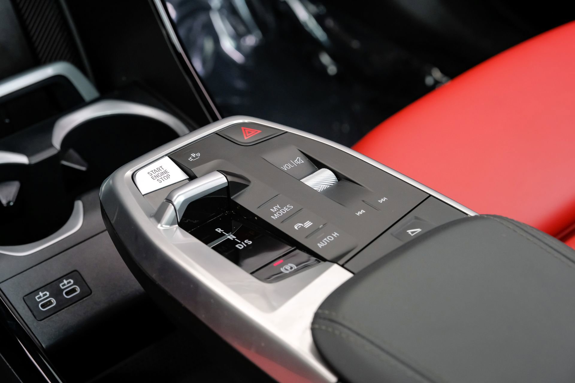 Used 2025 BMW X2 xDrive28i image 28