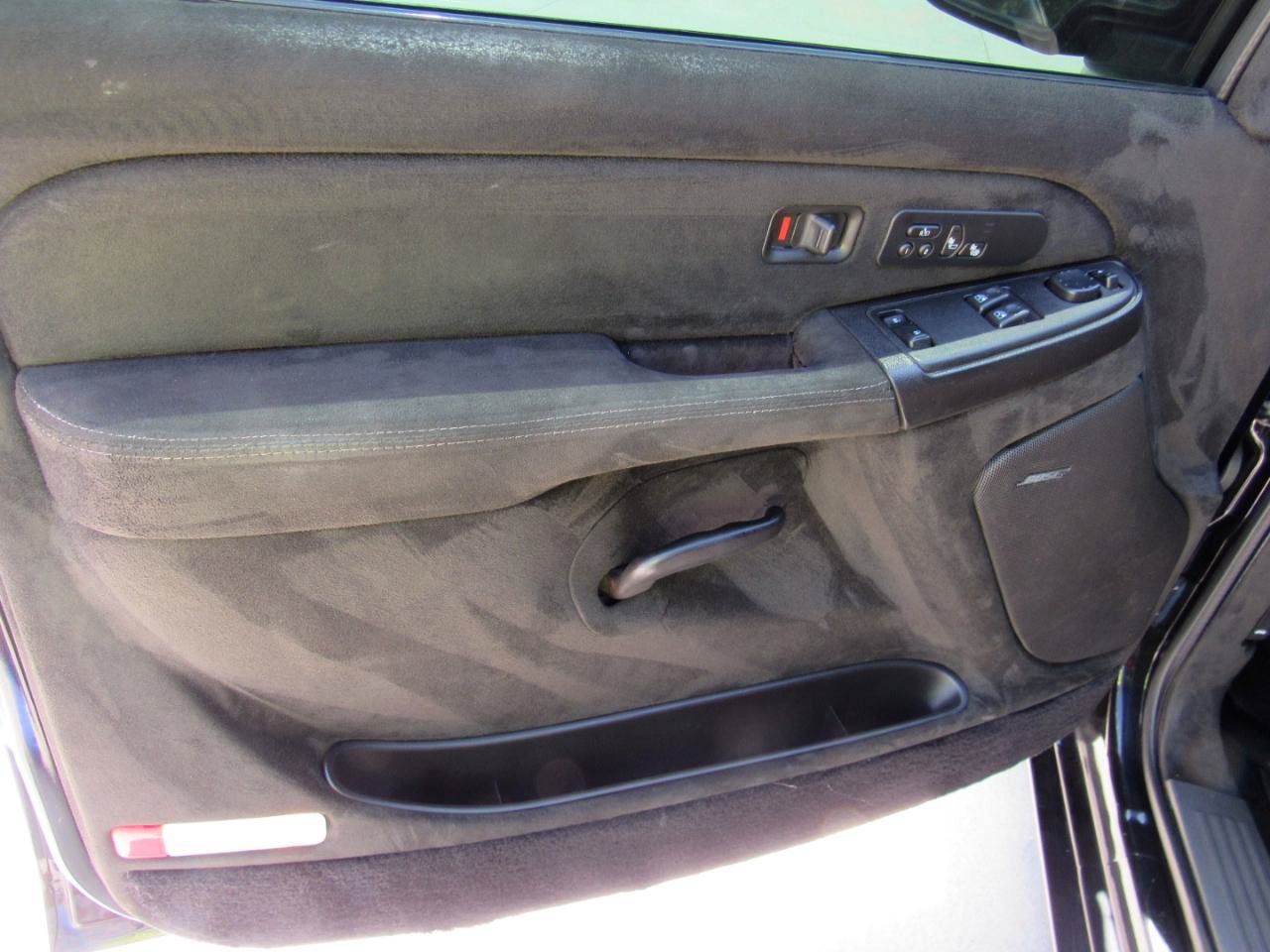 Used 2004 Chevrolet Silverado 1500 SS AWD/4WD image 22