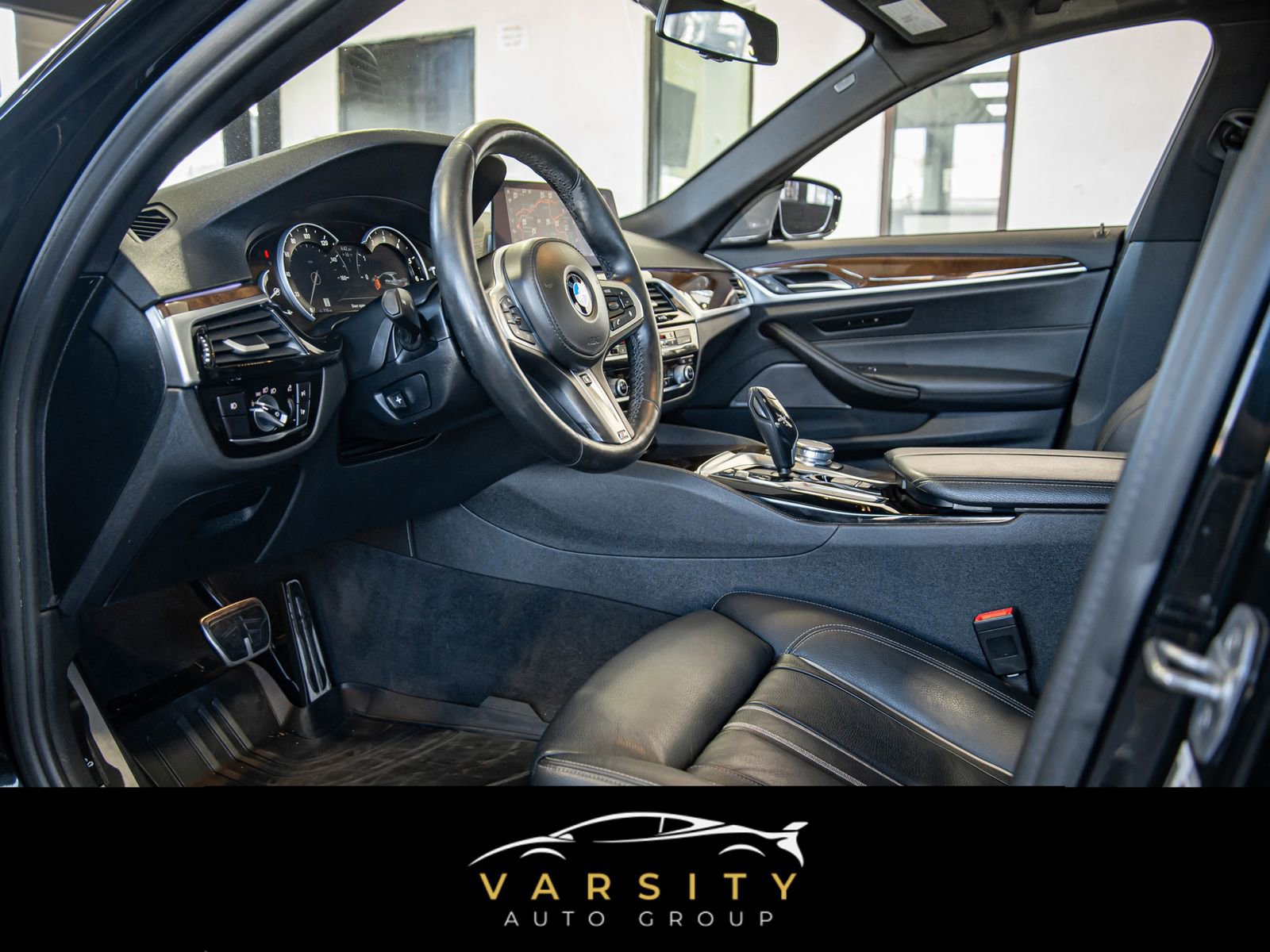 Used 2019 BMW 540i xDrive w/ M Sport Package AWD/4WD image 9