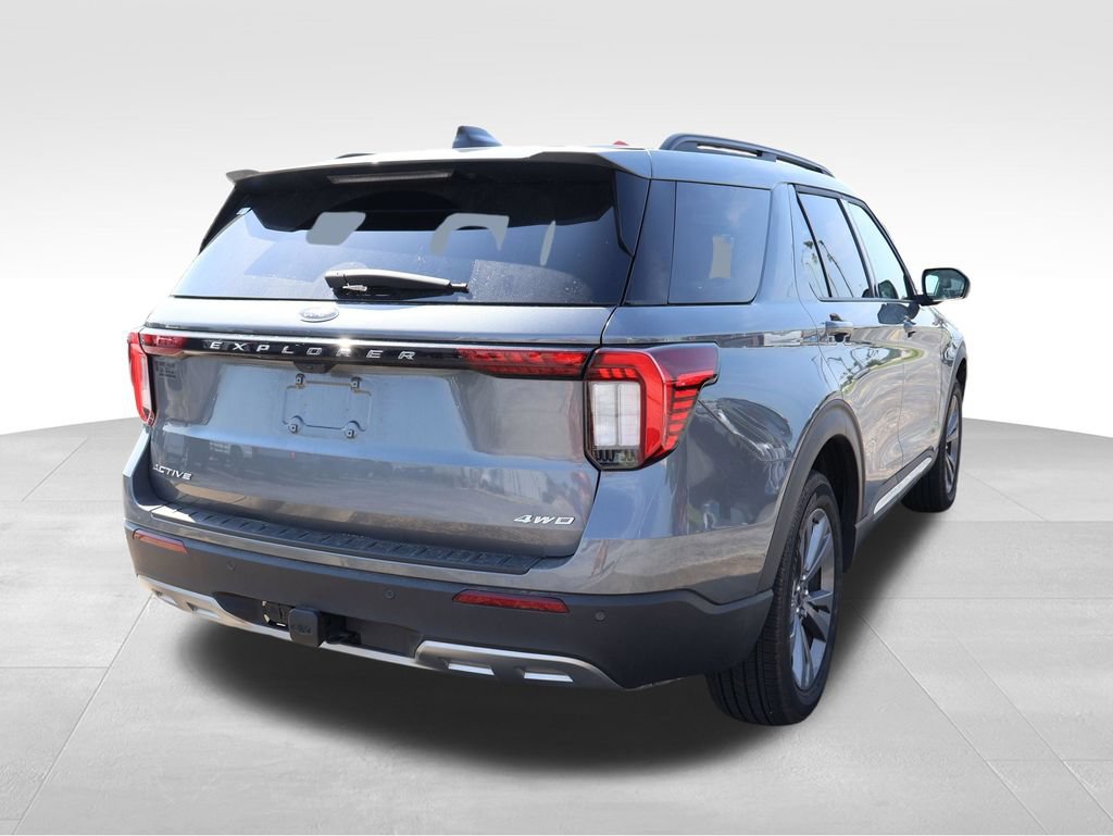 Used 2025 Ford Explorer Active w/ Active Comfort Package AWD/4WD image 15