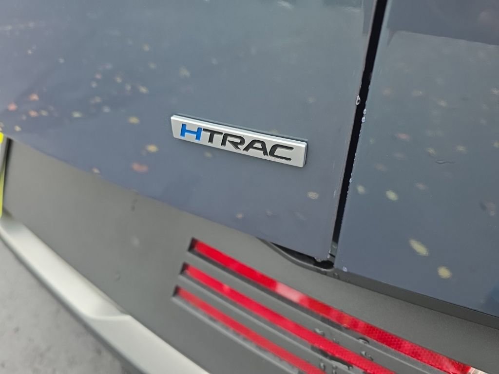 Used 2025 Hyundai Ioniq 5 SE image 8