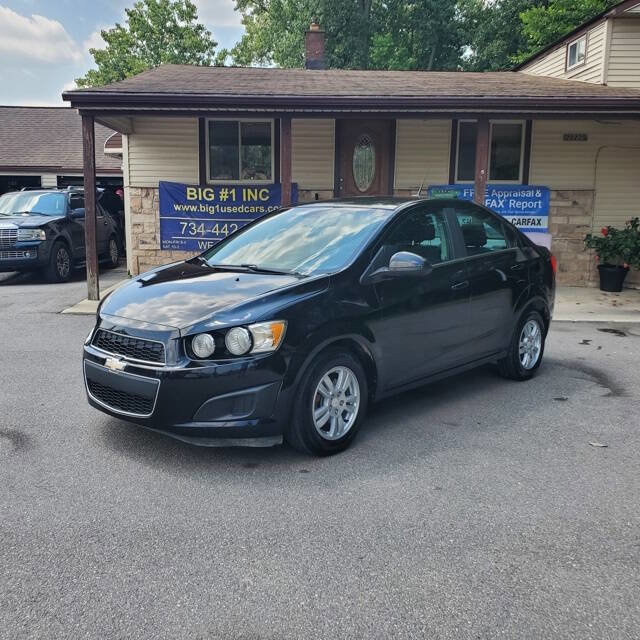 Used 2012 Chevrolet Sonic LT image 2