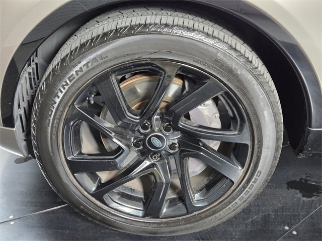 Used 2021 Land Rover Discovery S R-Dynamic image 12