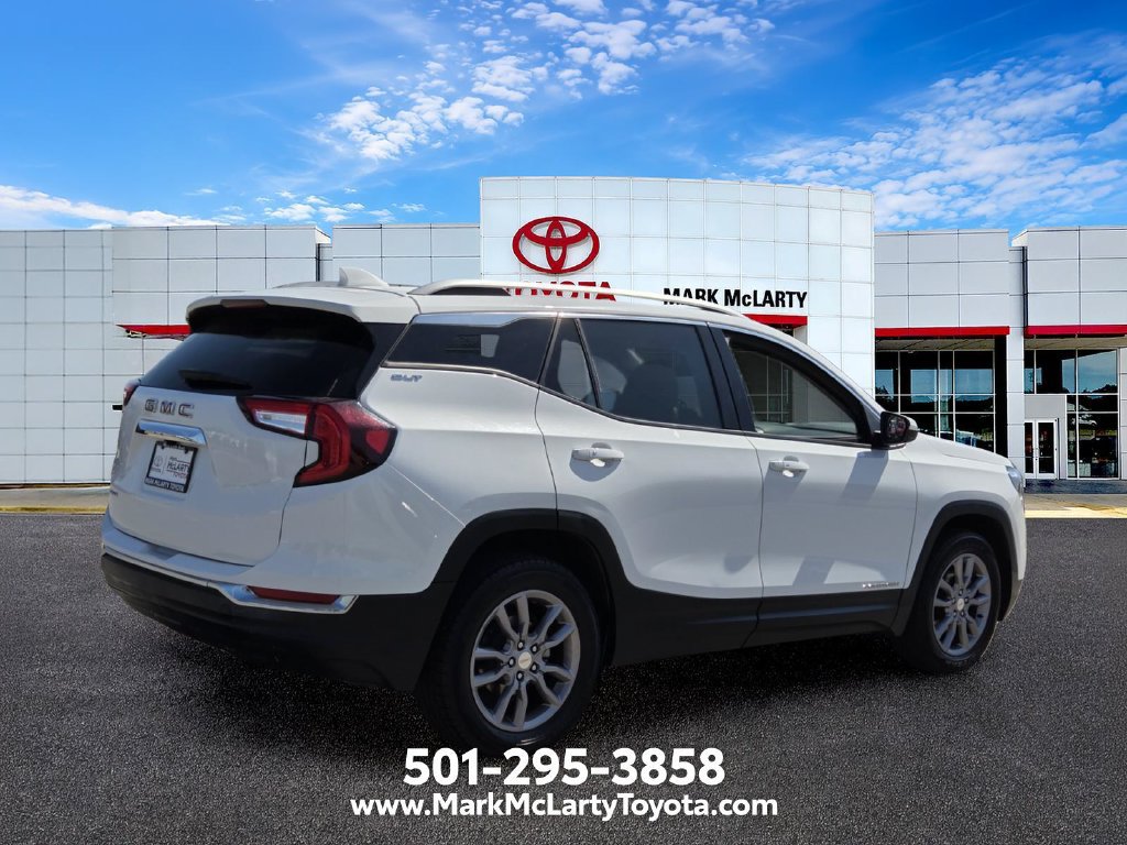 Used 2024 GMC Terrain SLT AWD/4WD image 5