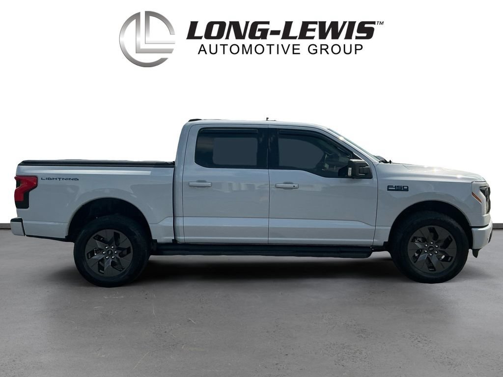 Used 2025 Ford F150 Lightning Flash AWD/4WD image 8