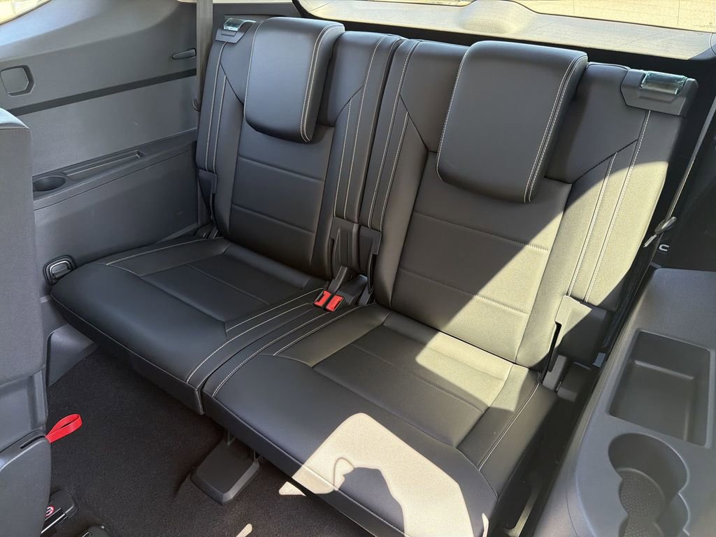 Used 2023 Volkswagen Atlas SE FWD image 24