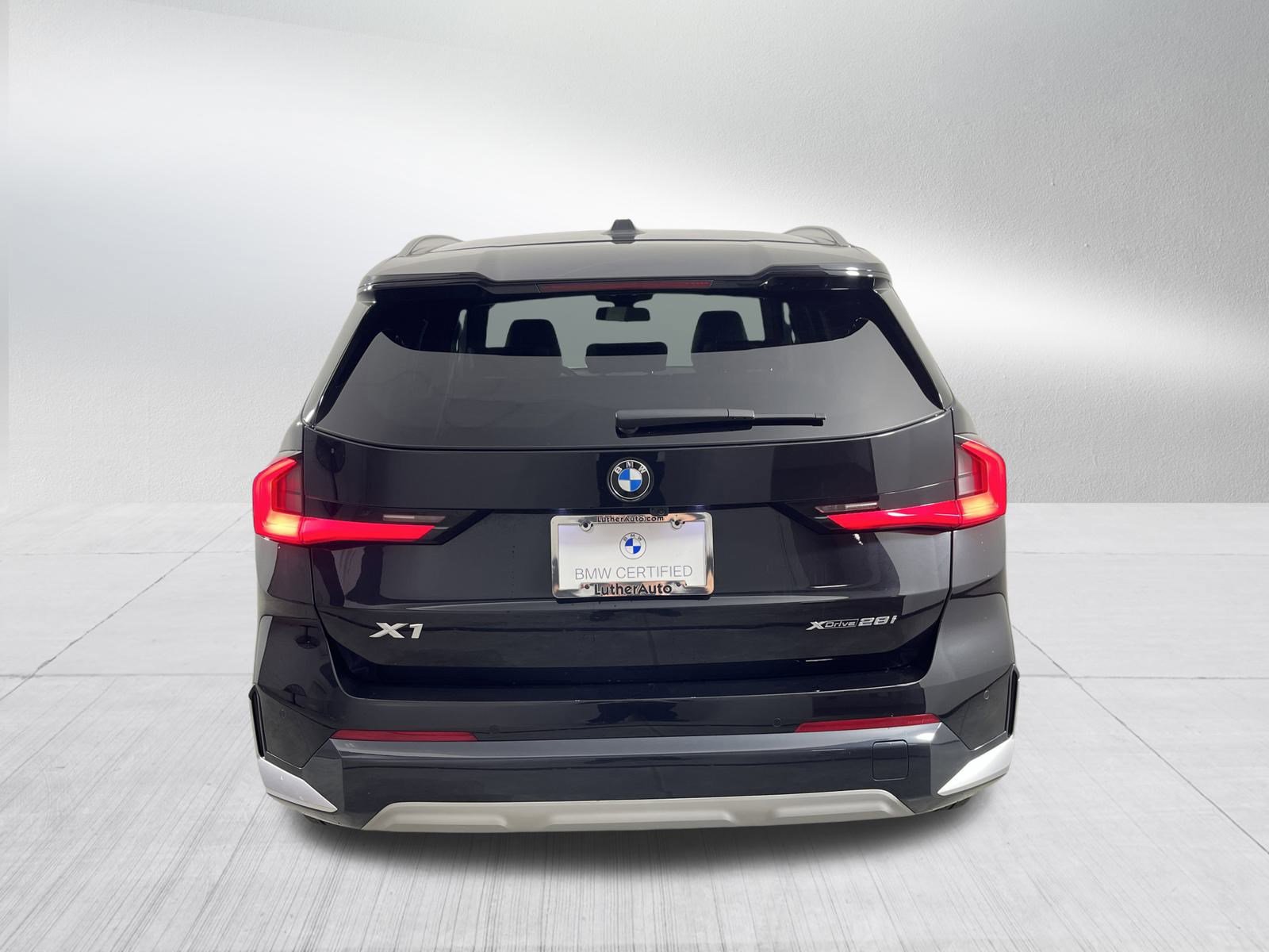 Certified 2023 BMW X1 xDrive28i w/ Convenience Package image 6