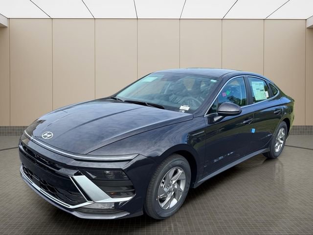 New 2026 Hyundai Sonata SE FWD image 2