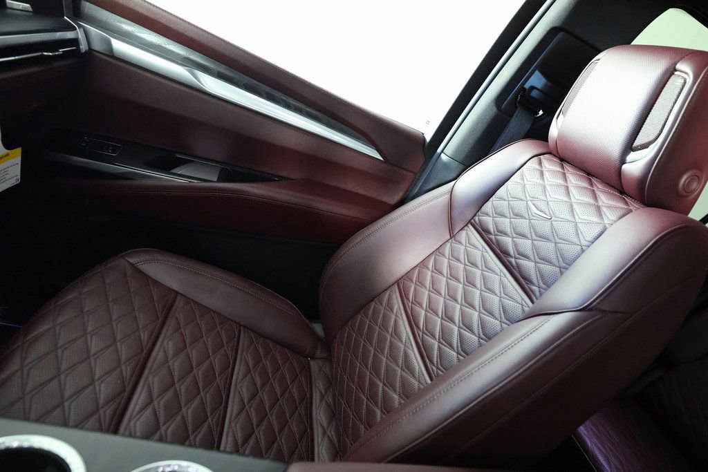 Used 2026 Cadillac Escalade ESV Sport w/ Touring Package image 42