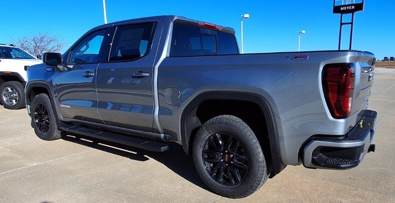 New 2026 GMC Sierra 1500 Elevation w/ Elevation Premium Package AWD/4WD image 6