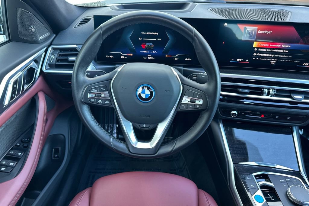 Used 2023 BMW i4 eDrive35 image 15