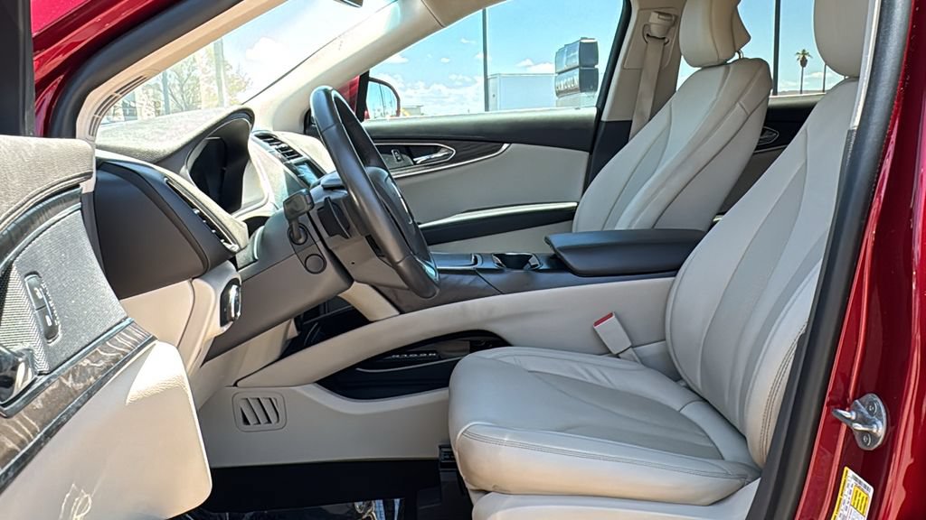 Used 2019 Lincoln Nautilus Select FWD image 20