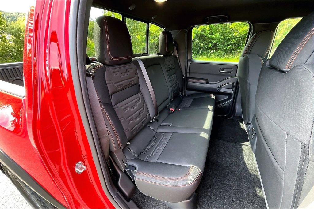 New 2026 Nissan Frontier PRO-4X w/ Pro-4x Convenience Package AWD/4WD image 9