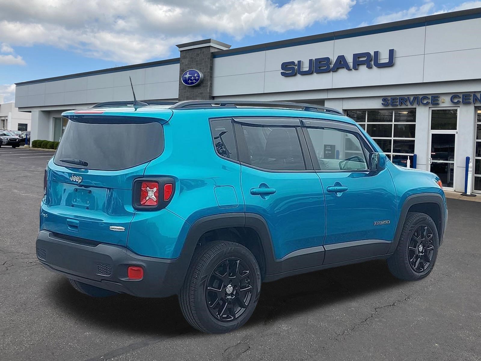 Used 2021 Jeep Renegade Latitude w/ Sun & Sound Group AWD/4WD image 7