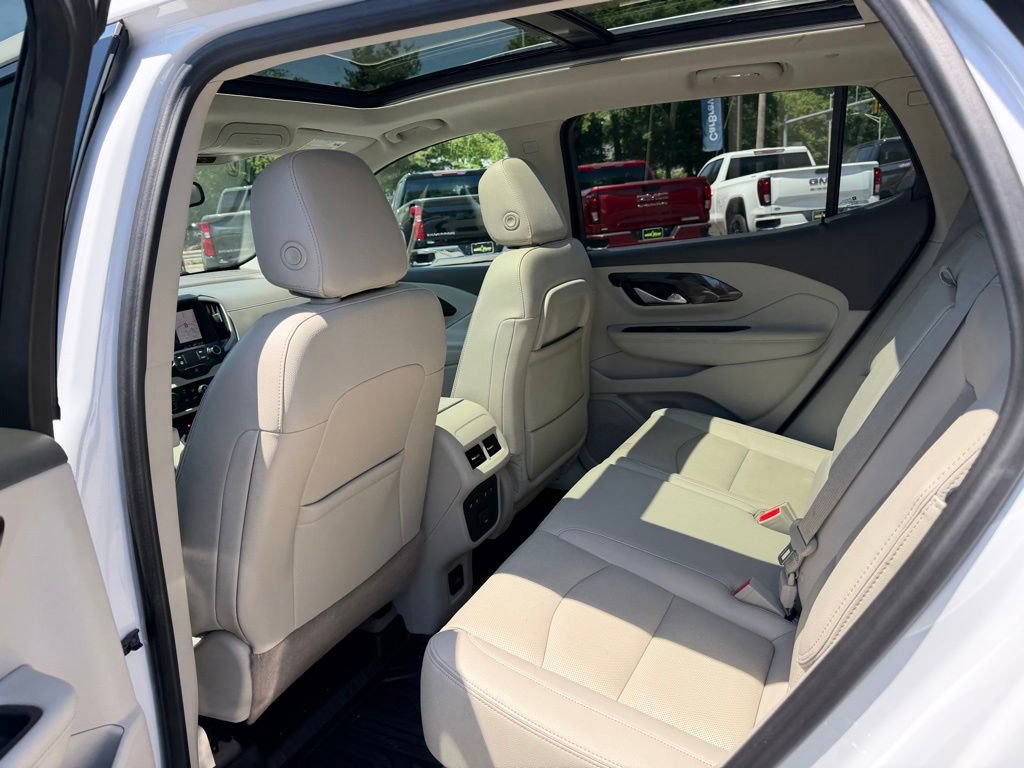 Used 2020 GMC Terrain Denali w/ Denali Premium Package AWD/4WD image 12