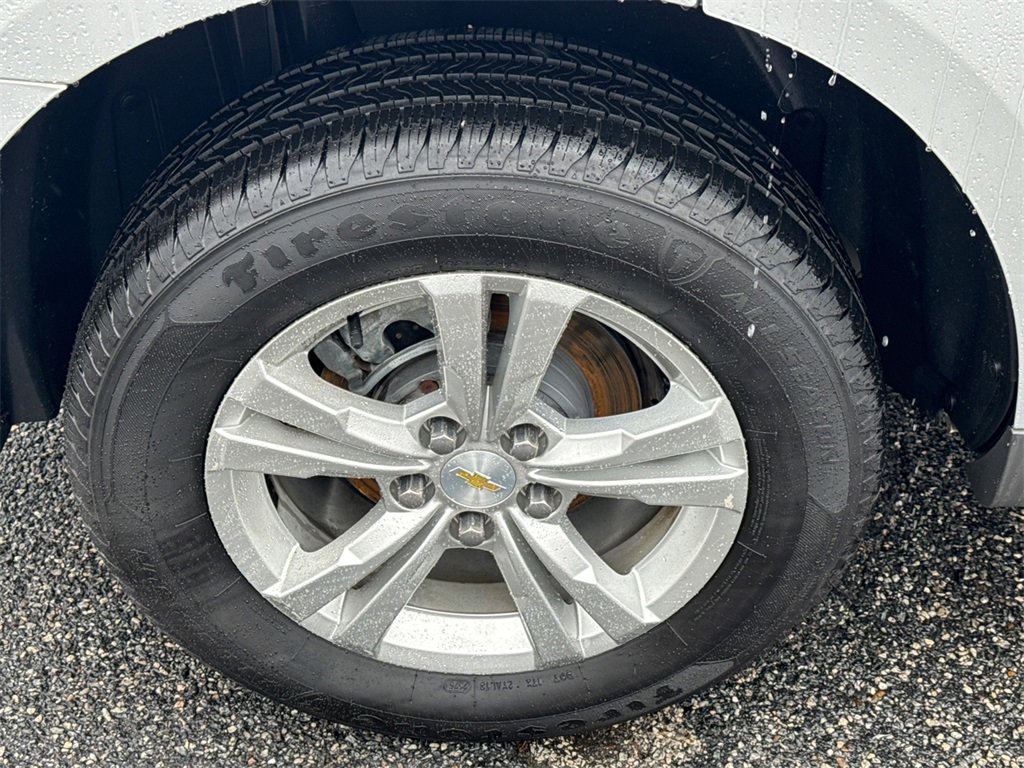 Used 2015 Chevrolet Equinox LS image 17